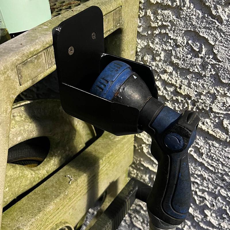 Wall Mount Garden Hose Nozzle  - đánh giá và giá Gardening Tools And Equipment